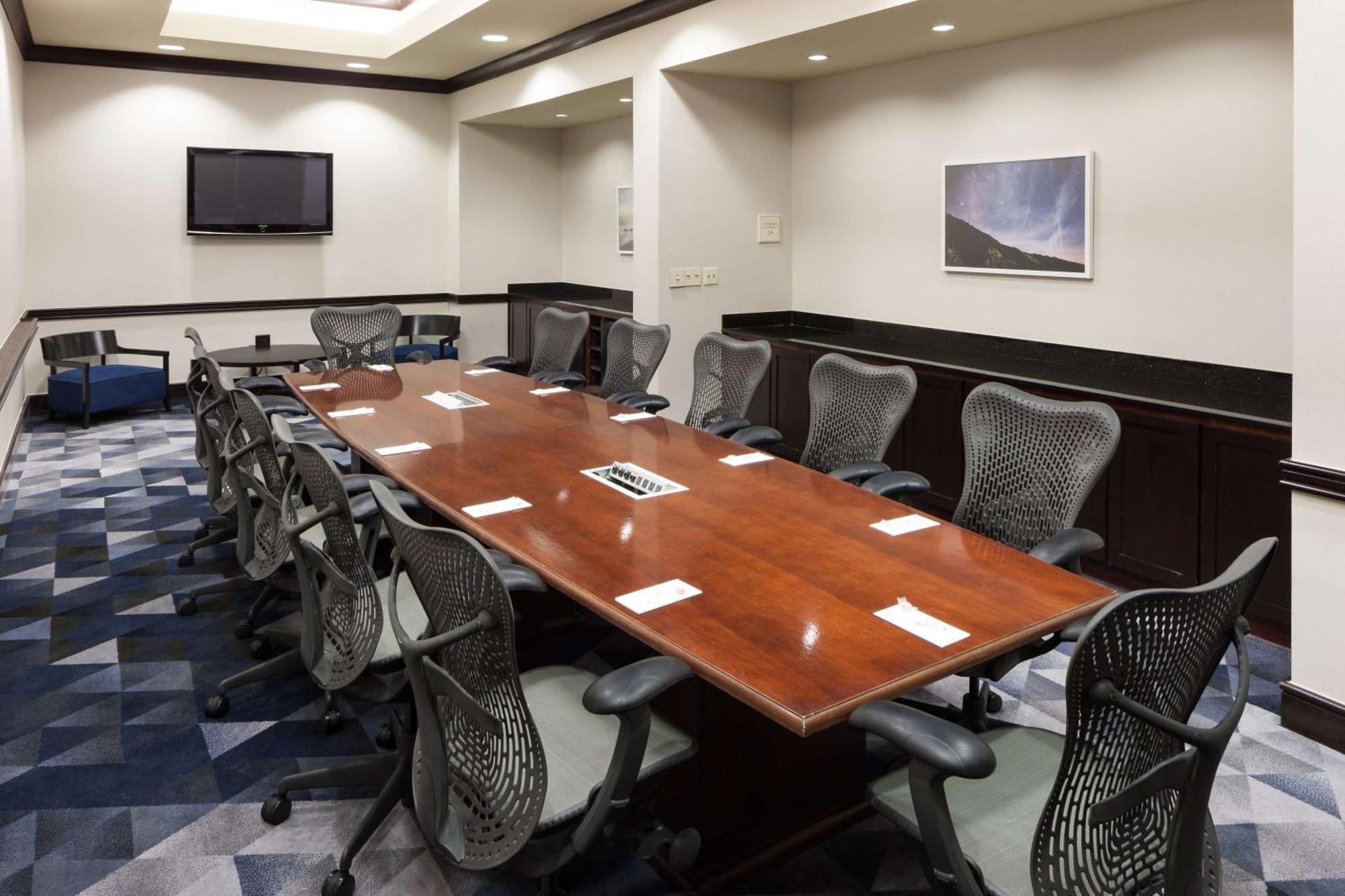 Embassy Suites By Hilton Tampa Brandon Heartland Exteriér fotografie