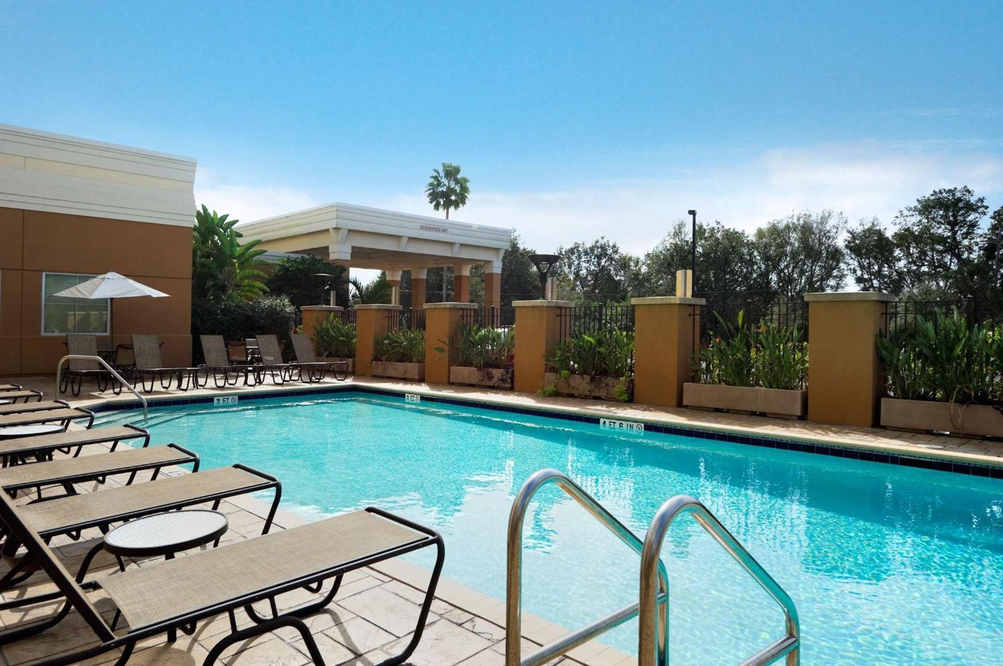 Embassy Suites By Hilton Tampa Brandon Heartland Exteriér fotografie