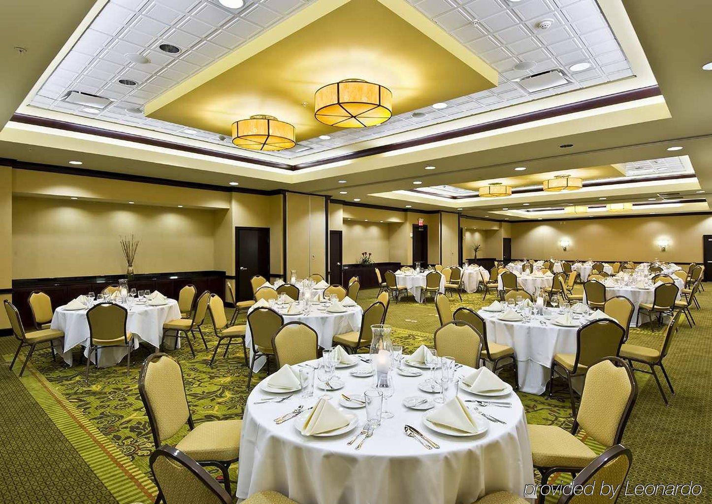 Embassy Suites By Hilton Tampa Brandon Heartland Restaurace fotografie