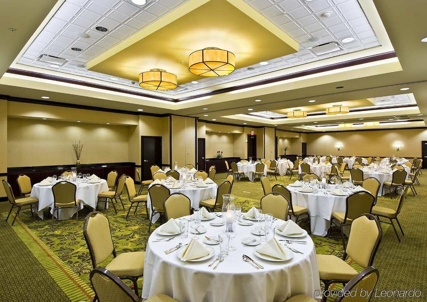 Embassy Suites By Hilton Tampa Brandon Restaurace fotografie